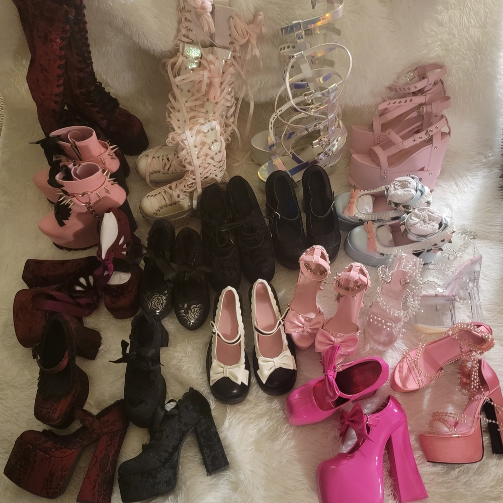 Dolls Kill Sugar Thrillz WIDOW Club Exx YRU SOLD OUT Shoes, SZ 7/8, Mostly BNIB